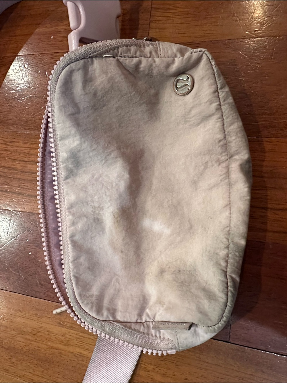lululemon Light Pink Crossbody Belt Bag Needs a scrub.